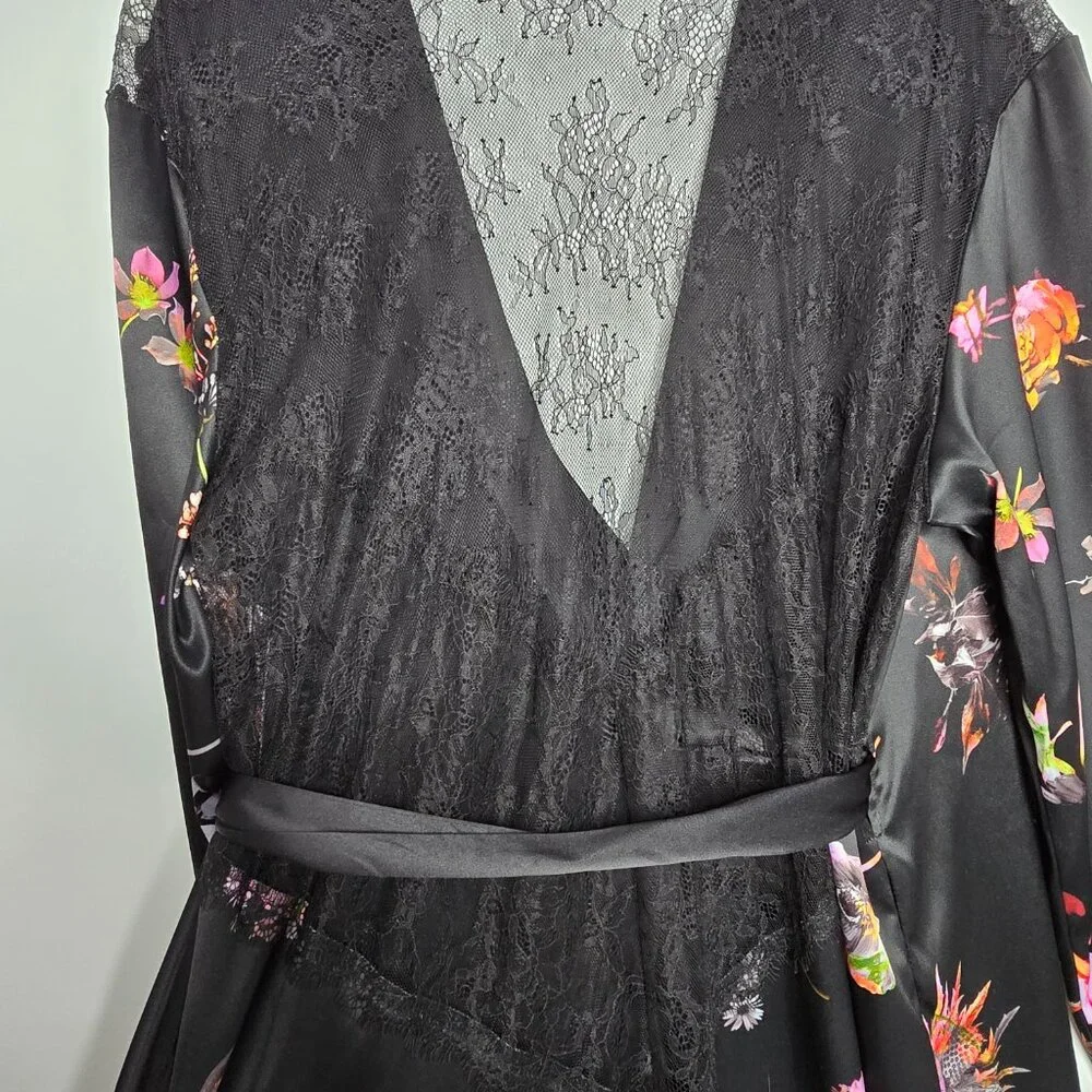 Victorias Secret Womens M/L Floral Satin Robe Kimono Sheer Lace Back with Belt‎